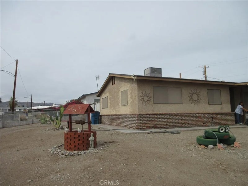 1420 Coronado