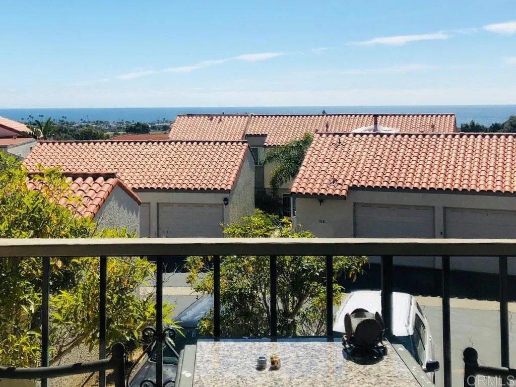 6677 Paseo Del Norte