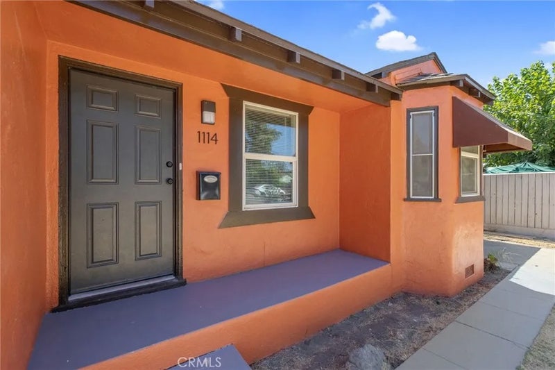 1114 N Conyer