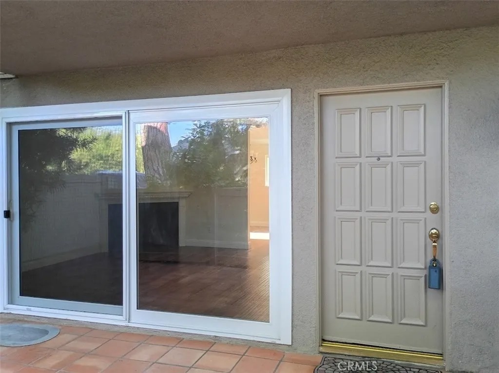 2473 Loma Vista