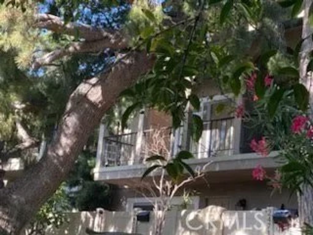 Photo of 2473 Loma Vista, Pasadena, CA 91104 (MLS # WS26156111)