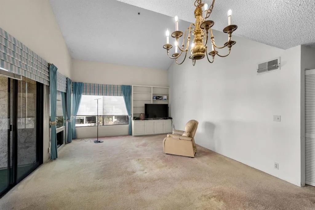 5645 Friars Road 387