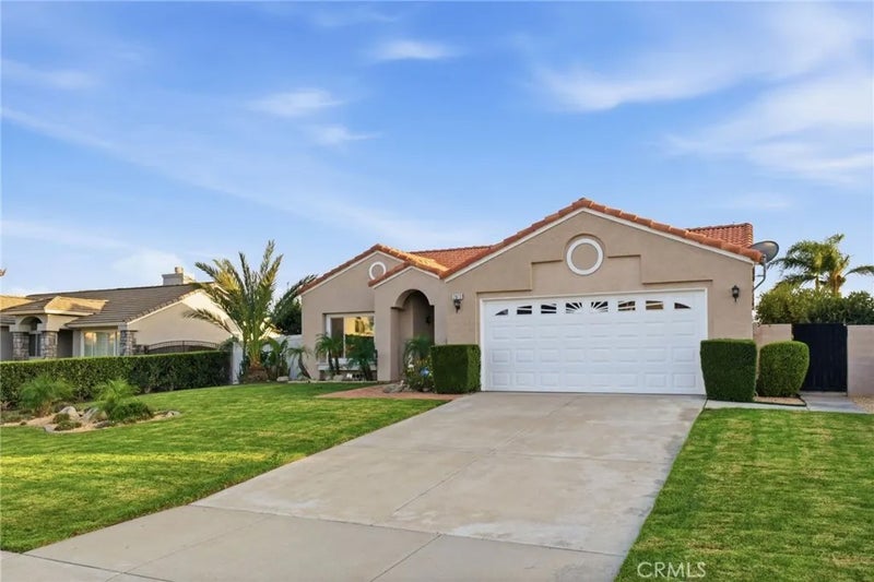 2813 W Buena Vista Drive
