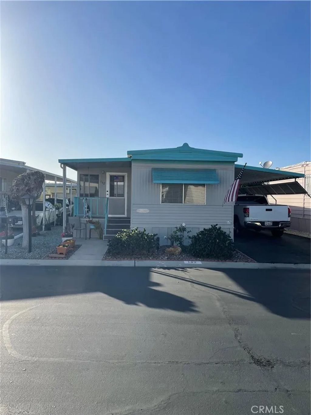 Photo of 575 S Lyon Ave #142, Hemet, CA 92543 (MLS # IG26023099)
