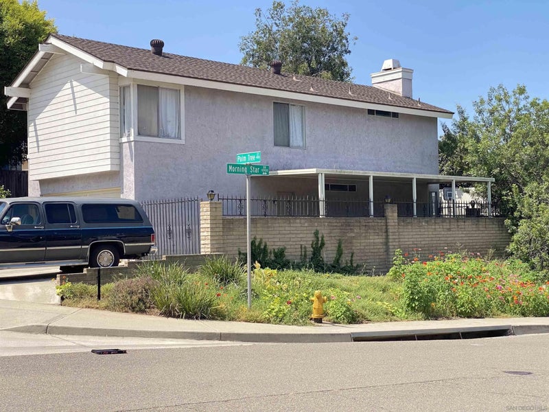 4132 Palm Tree Court