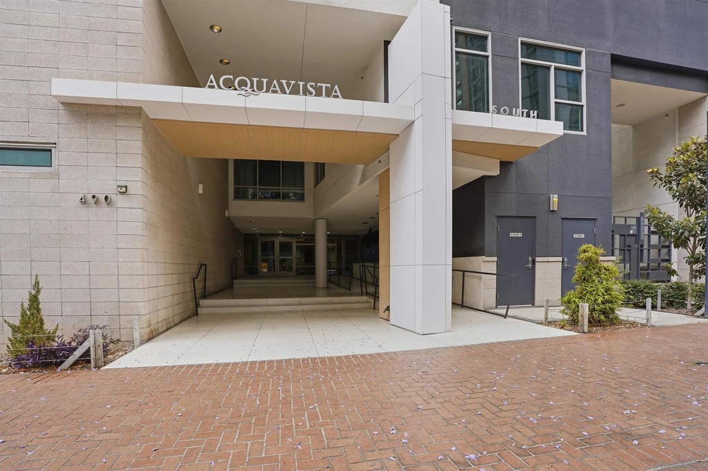 Photo of 425 W Beech St #107, San Diego, CA 92101 (MLS # 260013854)
