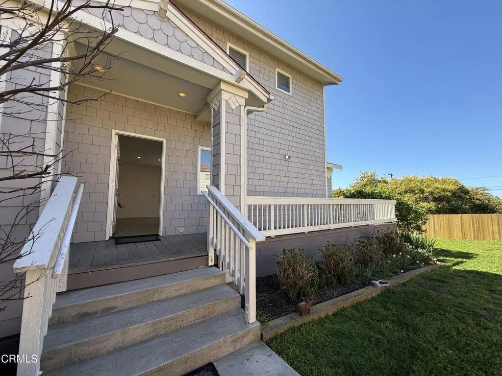 Photo of 251 Walnut Drive, Ventura, CA 93003 (MLS # V1-35047)