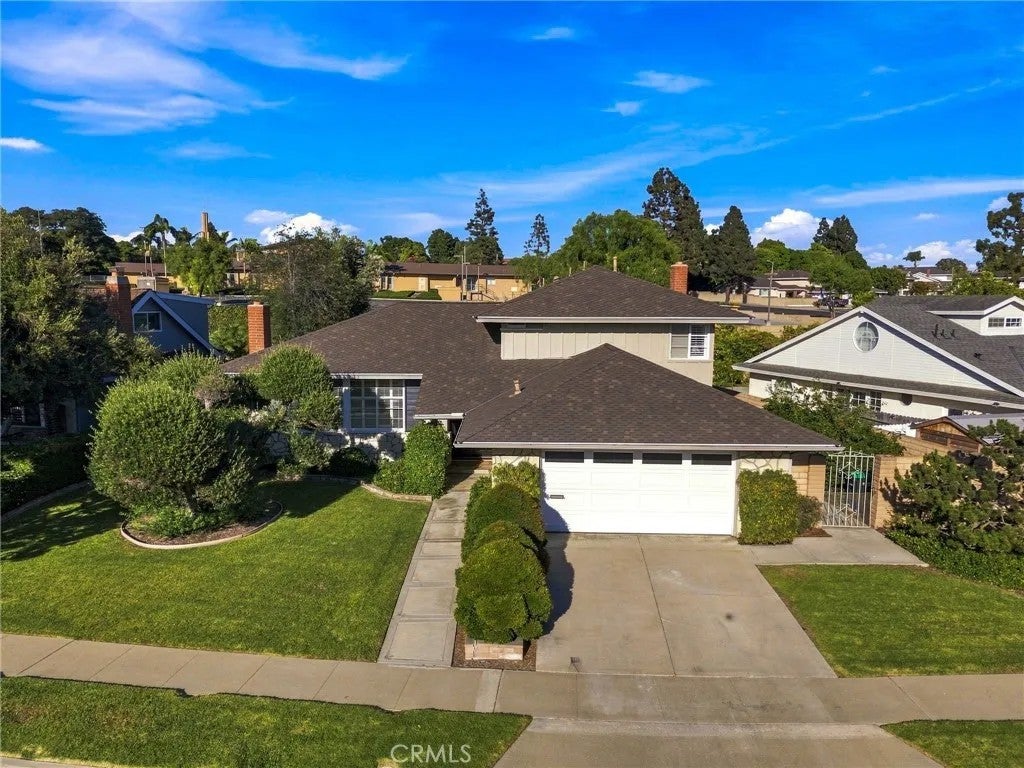 2762 Tern Circle