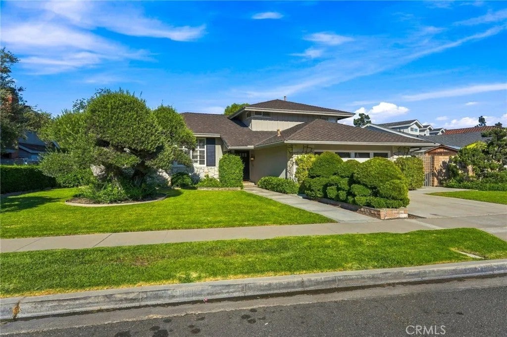 2762 Tern Circle