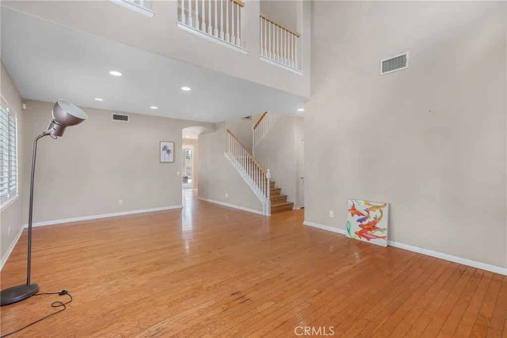 19106 Stagecoach Lane