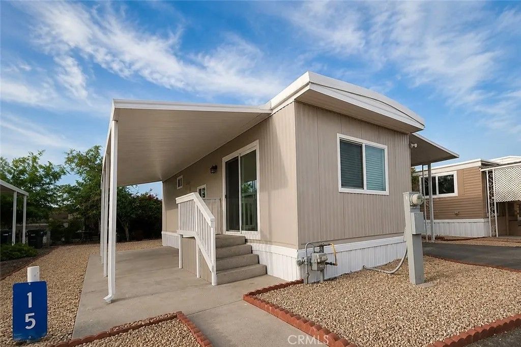 Photo of 1600 S San Jacinto Ave, San Jacinto, CA 92583 (MLS # IG25279827)
