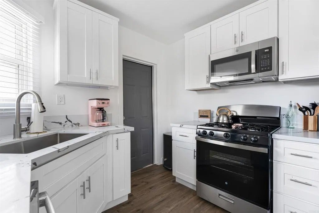 28 E 5Th Street