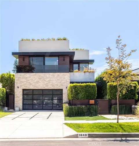 Photo of 1643 S Carmelina AVE, Los Angeles, CA 90025 (MLS # SB26185495)