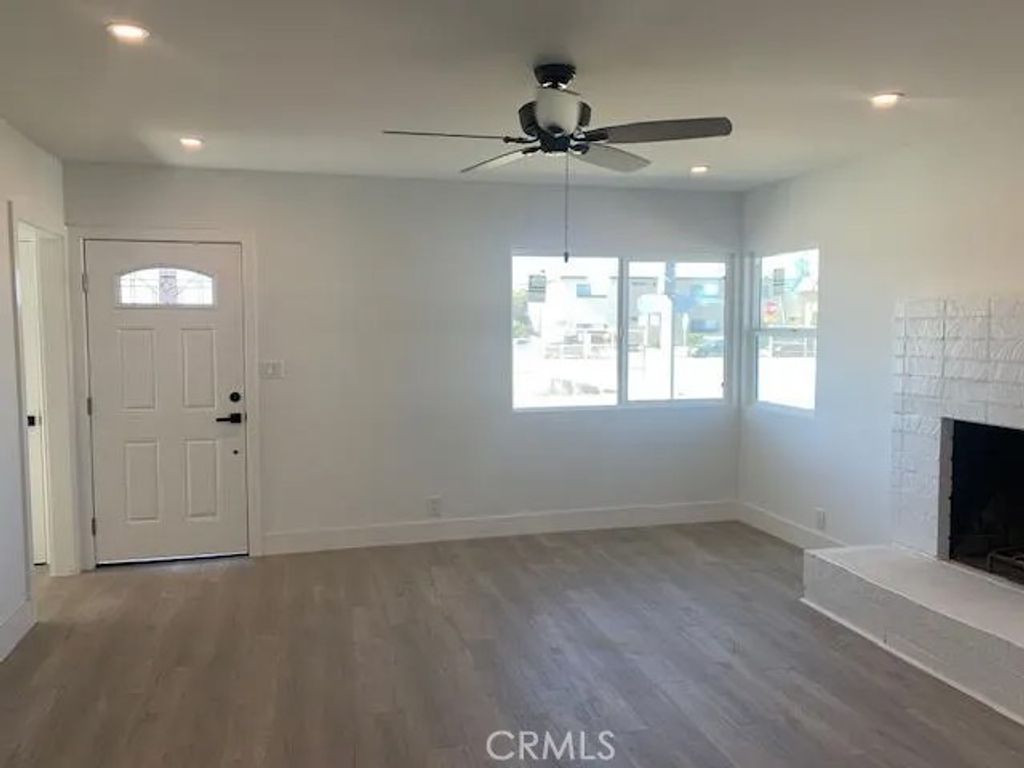 Photo of 5340 S J St, Oxnard, CA 93033 (MLS # BB26021741)