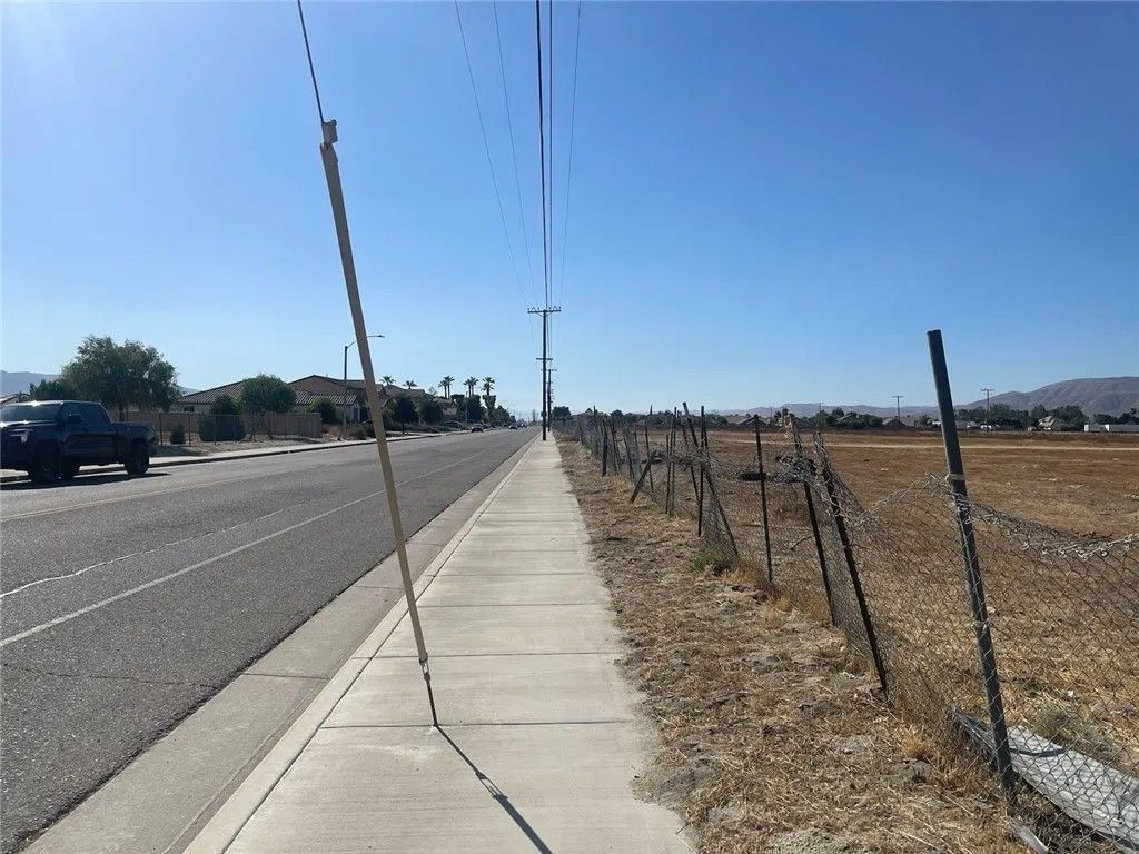 Photo of 0 De Anza Drive, San Jacinto, CA 92582 (MLS # SW25223477)