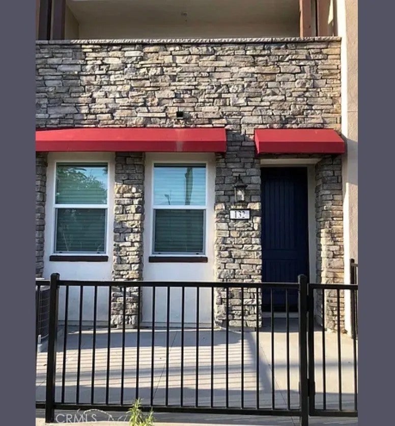 132 Dove Lndg