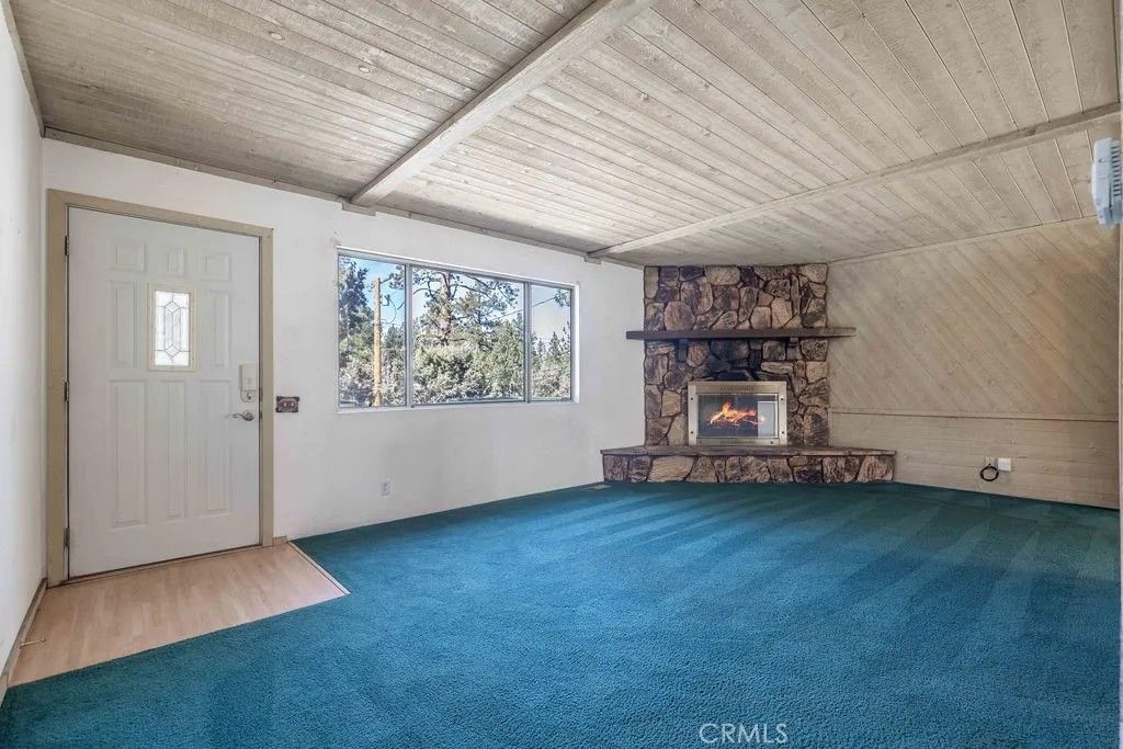 Photo of 151 Vista Ave, Sugarloaf, CA 92386 (MLS # IG26039066)