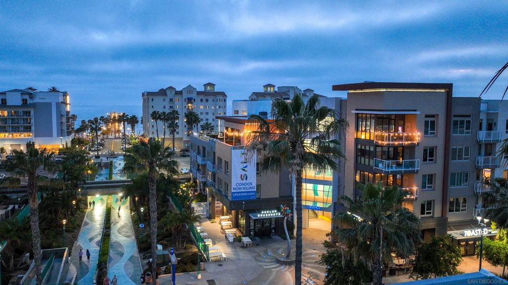 Photo of 325 N Cleveland Street, Oceanside, CA 92054 (MLS # 260009449)