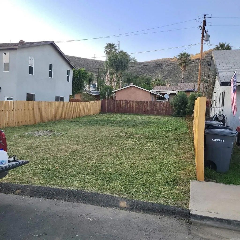 Photo of 759 Lake St, Lake Elsinore, CA 92530 (MLS # NDP2600668)