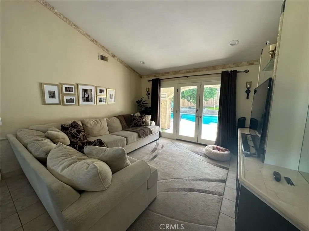 Photo of 11296 Heathcliff Dr, Riverside, CA 92505 (MLS # IV26089063)