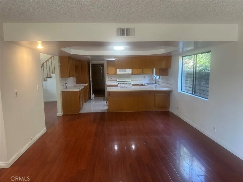806 Alta