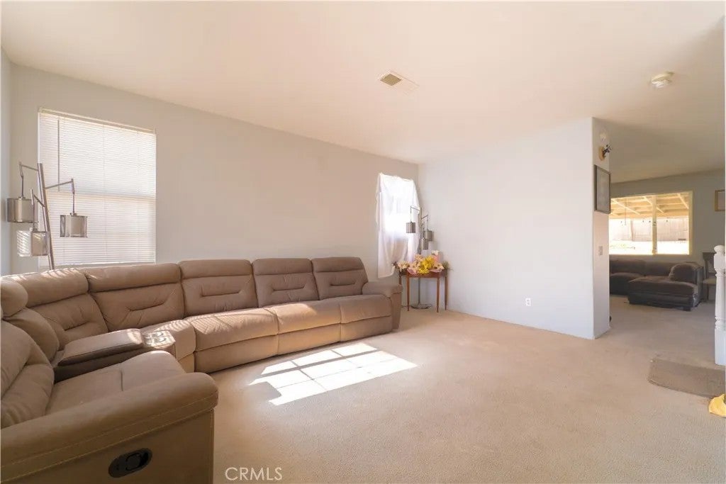 12652 FIELD Way