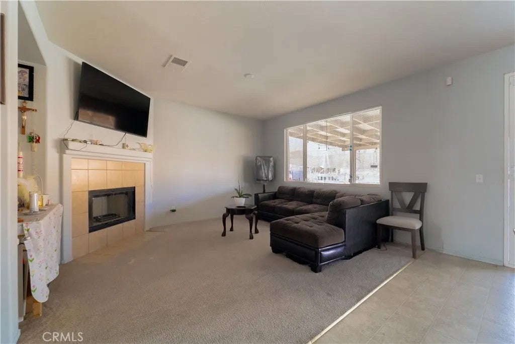 12652 FIELD Way