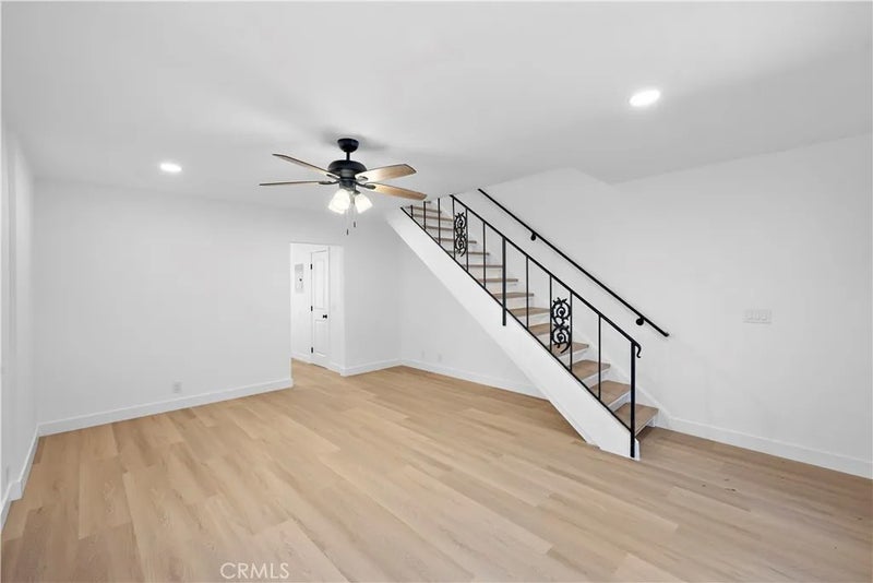 655 W 6th A