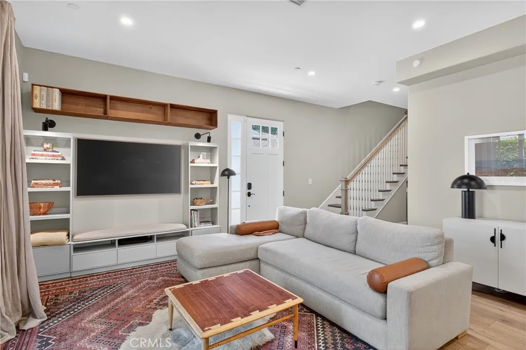 3918 W 242nd Street