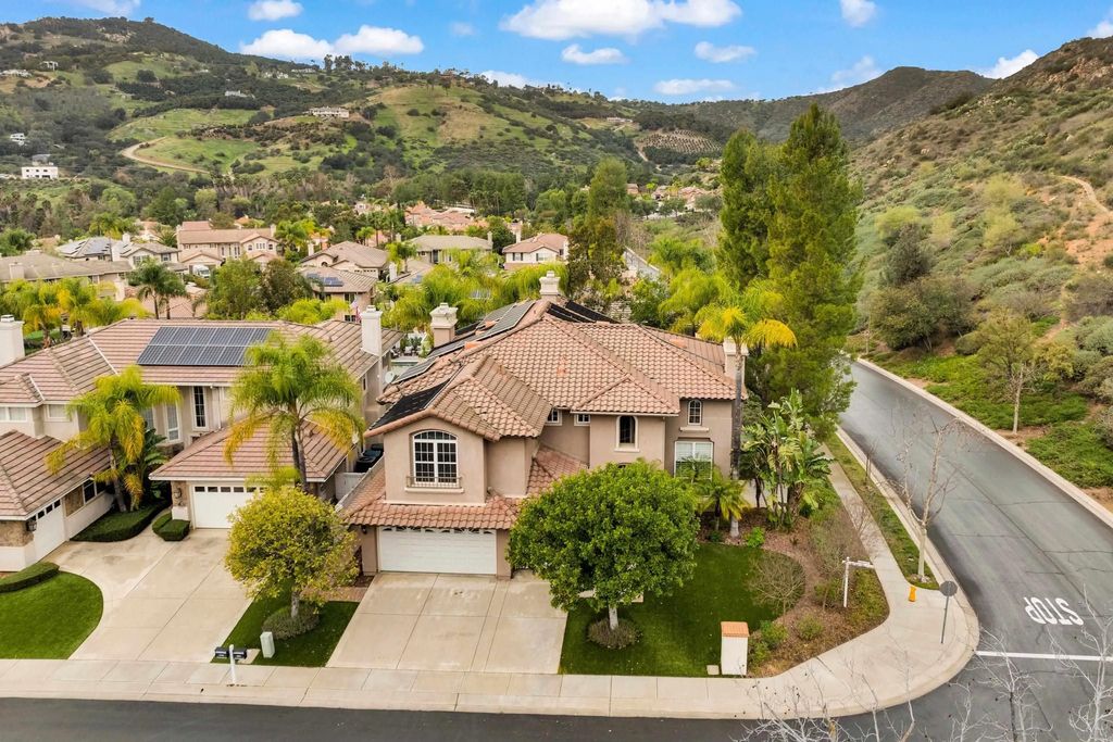 Photo of 2251 Orchard View Lane, Escondido, CA 92027 (MLS # 250043060)