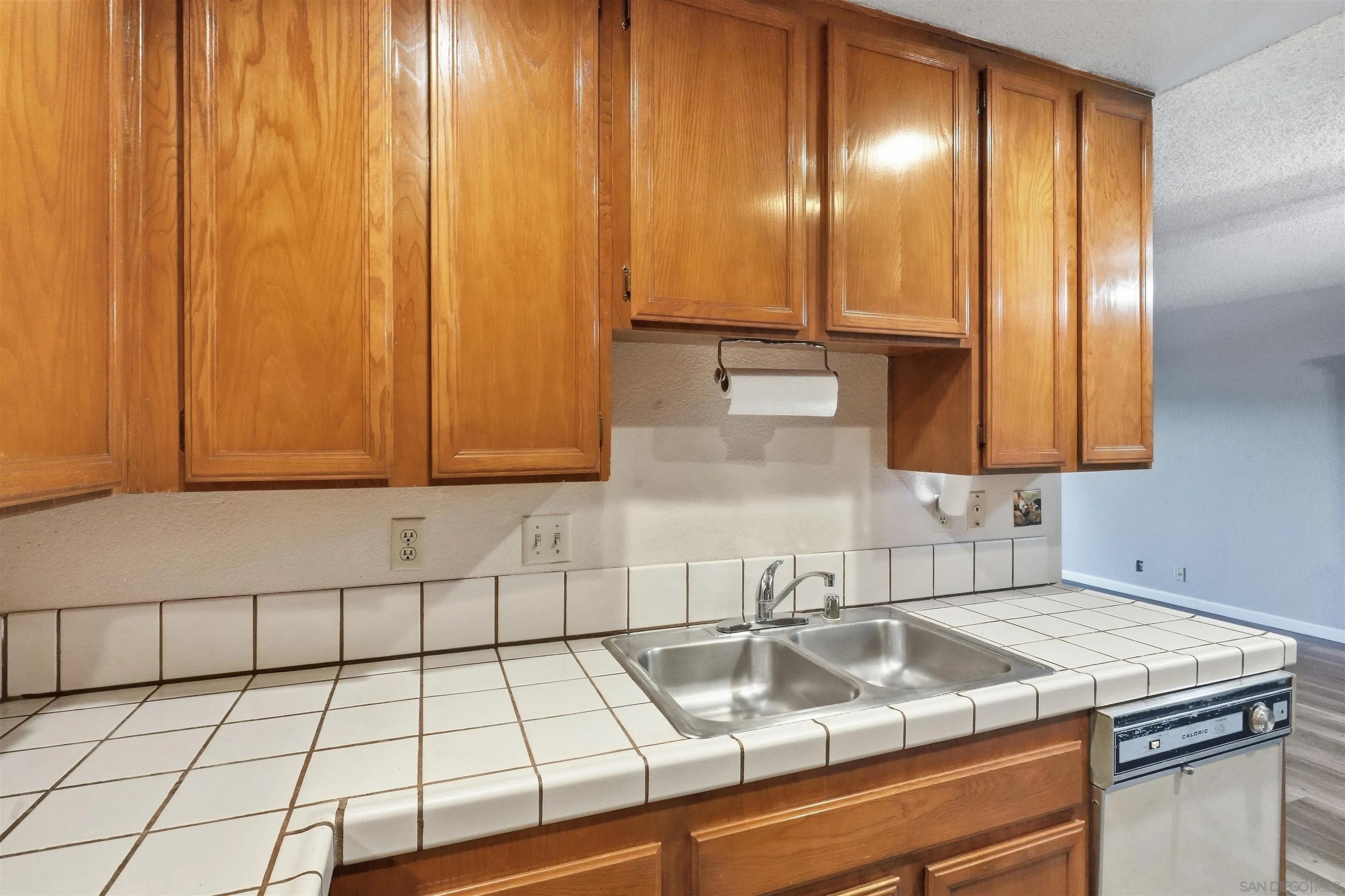 4262 Parks Ave 103