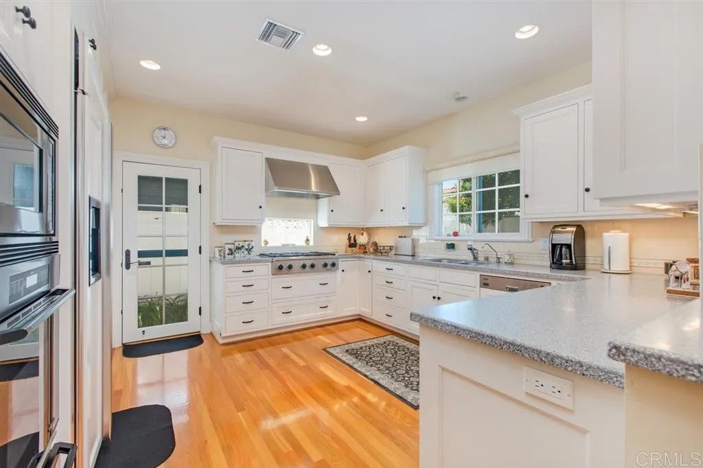 958 A Avenue