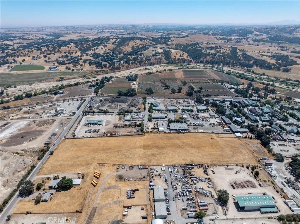 Photo of 0 Volpi Ysabel, Paso Robles, CA 93446 (MLS # NS26007873)