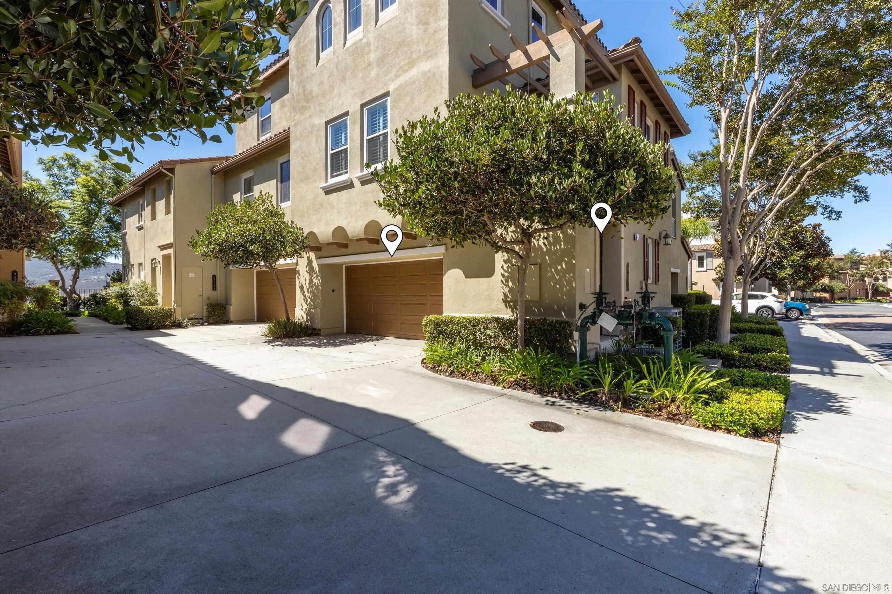 2099 Silverado St