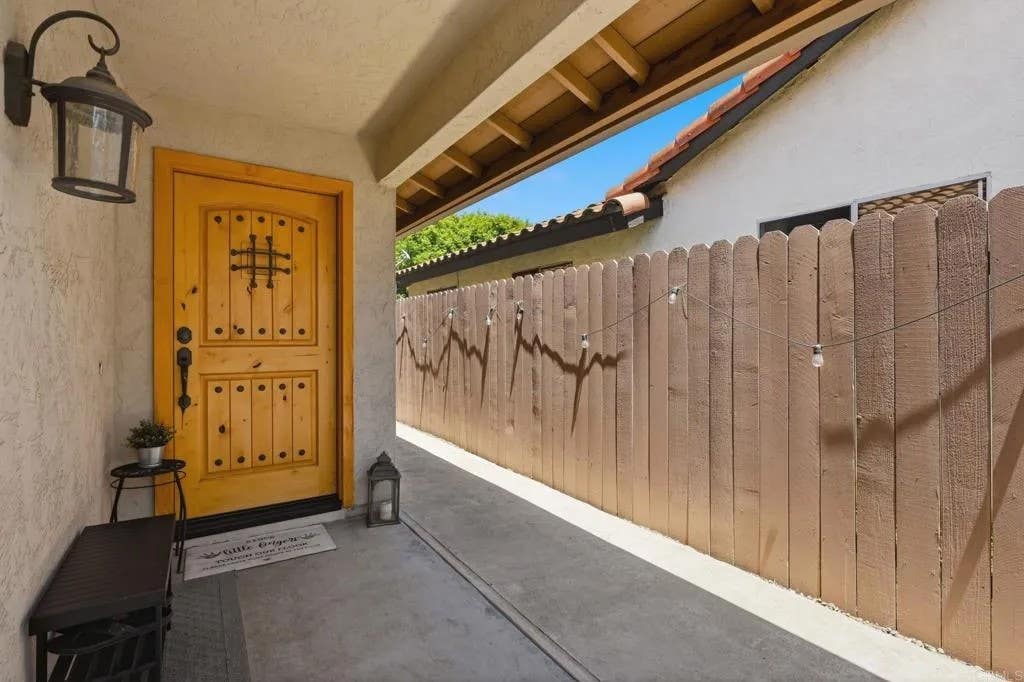 Photo of 216 Ocotillo Place, Oceanside, CA 92057 (MLS # NDP2605859)
