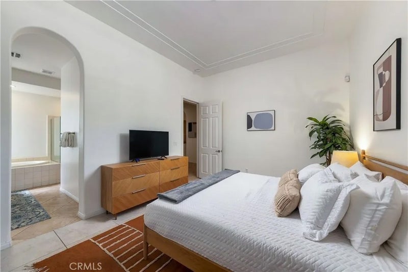 80783 Calle Azul