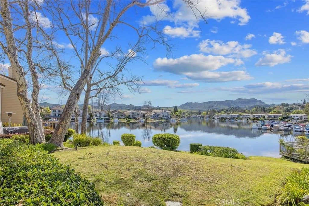 Photo of 1158 S Westlake Blvd, Westlake Village, CA 91361 (MLS # SR26036501)