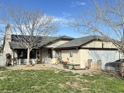 Photo of 2725 Jojoba Ter, Palmdale, CA 93550 (MLS # SR26047281)
