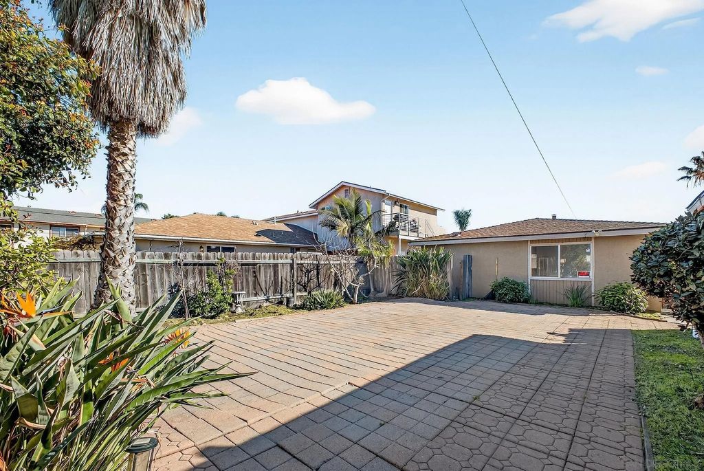 Photo of 82-86 Quintard St, Chula Vista, CA 91911 (MLS # 260001424)