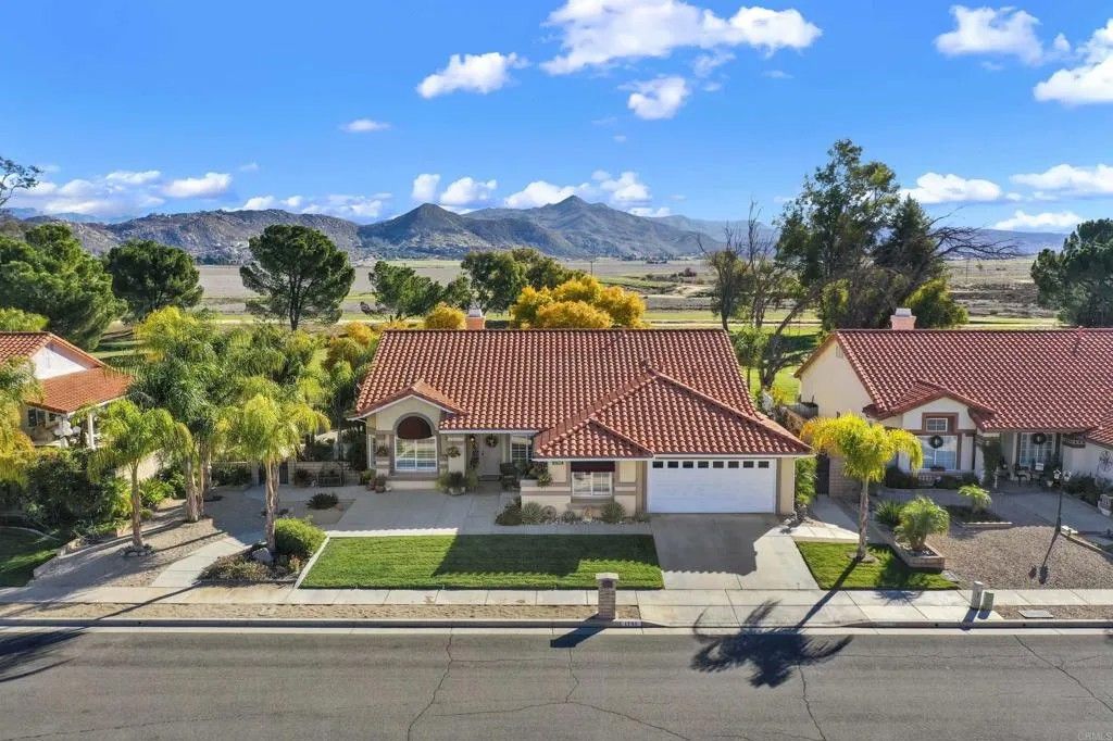 Photo of 1790 Almond Tree Street, Hemet, CA 92545 (MLS # NDP2600124)