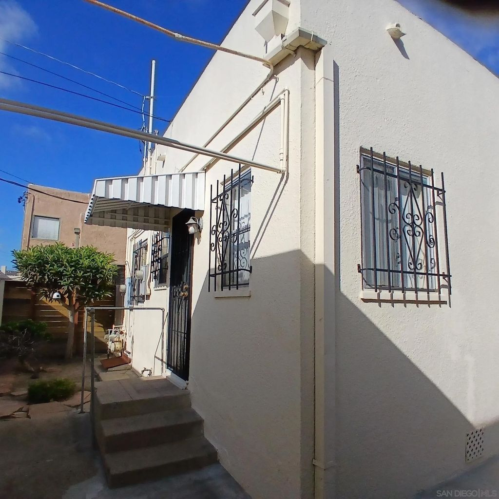 Photo of 4188A Kansas St, San Diego, CA 92104 (MLS # 250041651)