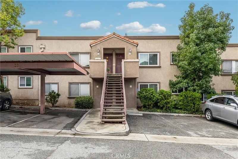 800 Grand Avenue A15