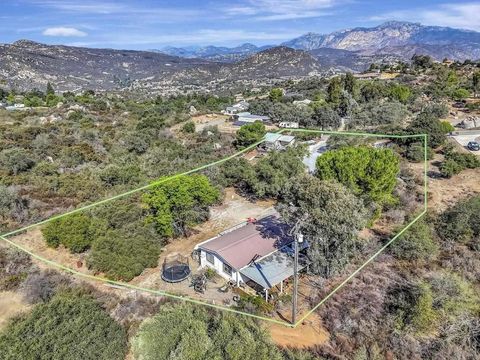 Photo of 707 Lilac Ranch Rd, Alpine, CA 91901 (MLS # PTP2507461) Photo of 707 Lilac Ranch Rd, Alpine, CA 91901 (MLS # PTP2507461)