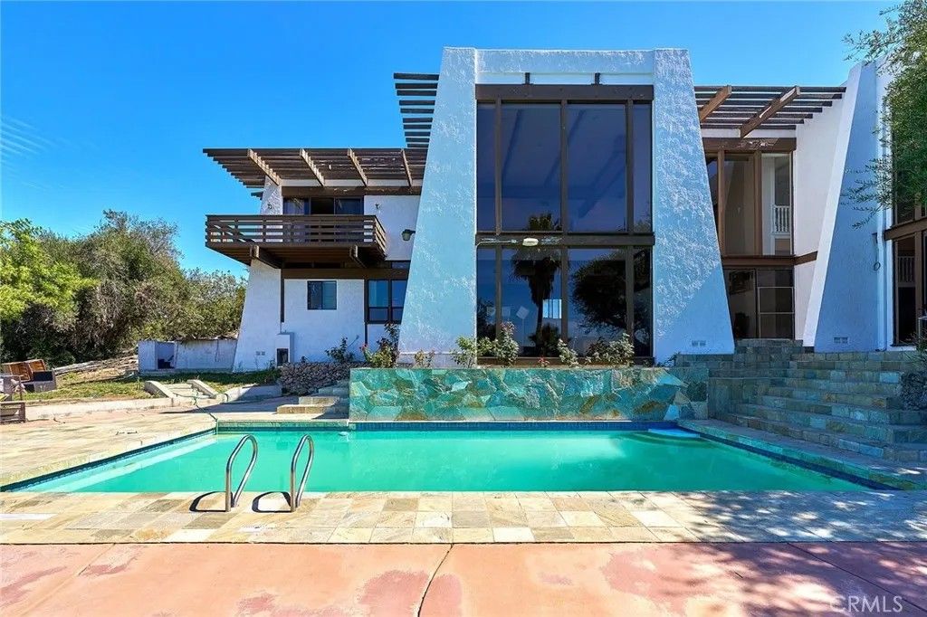 Photo of 22702 Timbertop Ln, Diamond Bar, CA 91765 (MLS # WS26092196)
