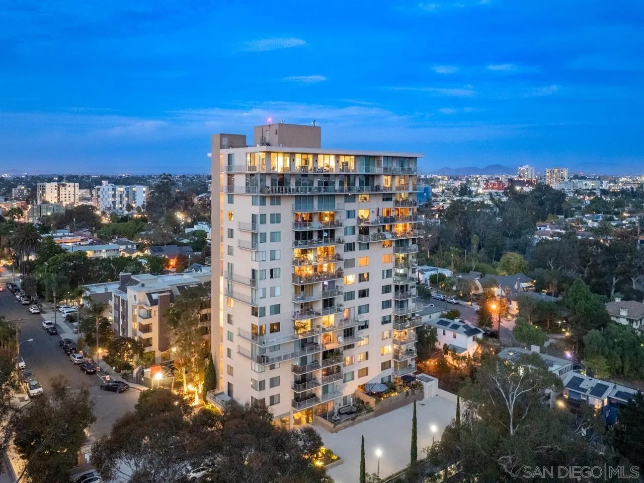 3635 7Th Ave 2D