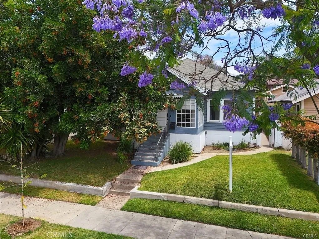 757 N Loma Vista
