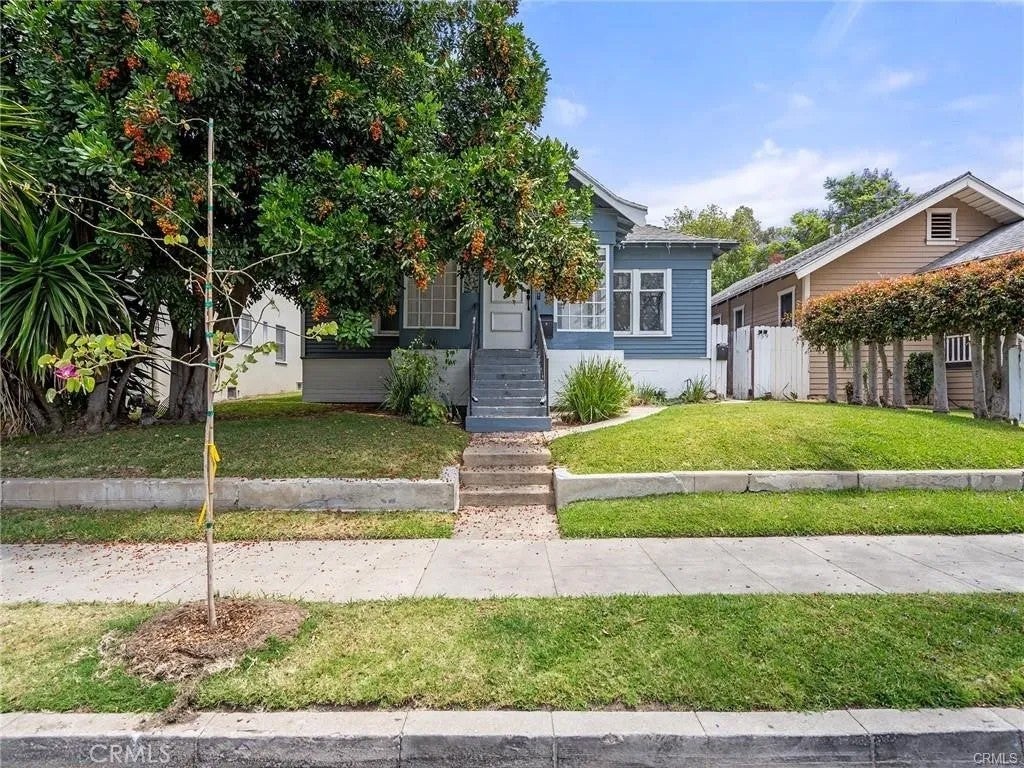 757 N Loma Vista