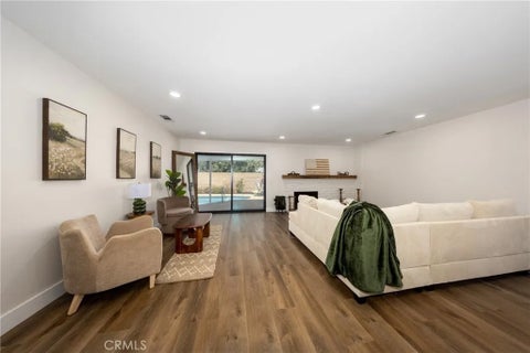 Tiny photo for 1370 Edgefield Ave, Upland, CA 91786 (MLS # IV26129177)