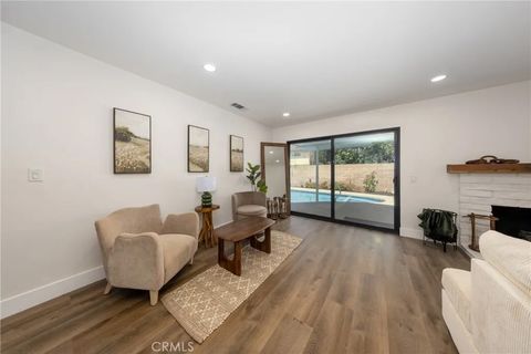 Tiny photo for 1370 Edgefield Ave, Upland, CA 91786 (MLS # IV26129177)