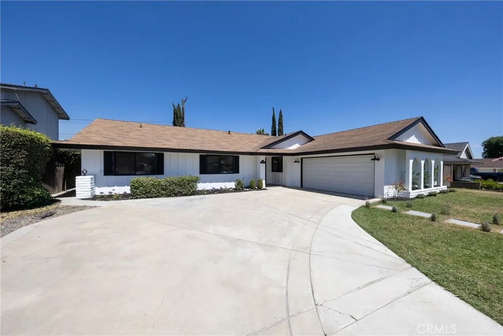 1370 Edgefield